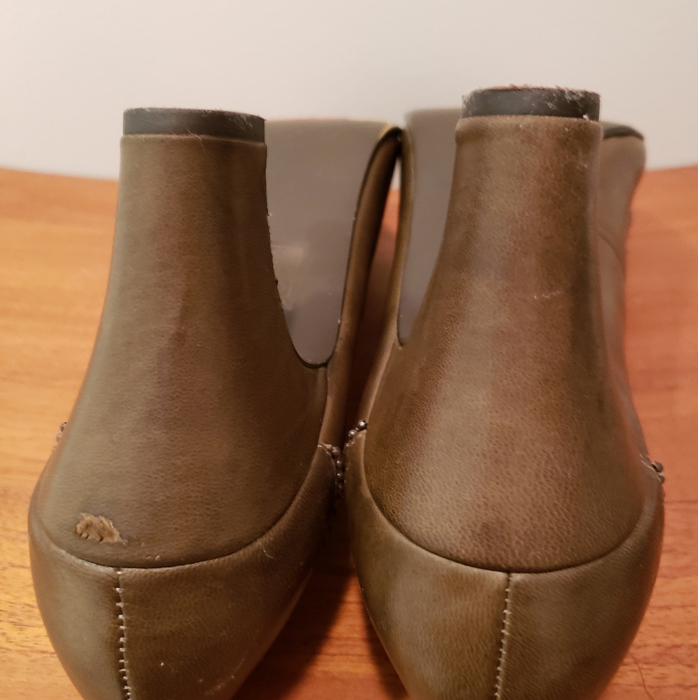 Miss L Fire Olive Green Button Heels Cottagecore - Picture 6 of 6